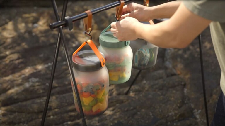 Flexi Jar V2 modular food storage jars expands or collapses based on your storage needs