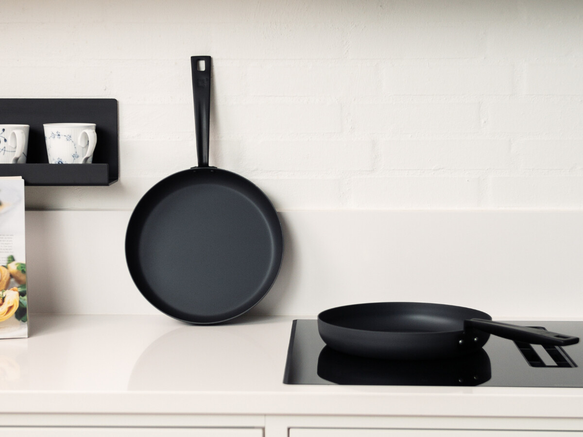 The Perfect Carbon Steel Pan combines nonstick and cast iron cookware into a safer design